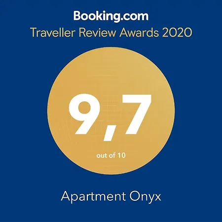 Onyx Free Garage Parking Apartment *